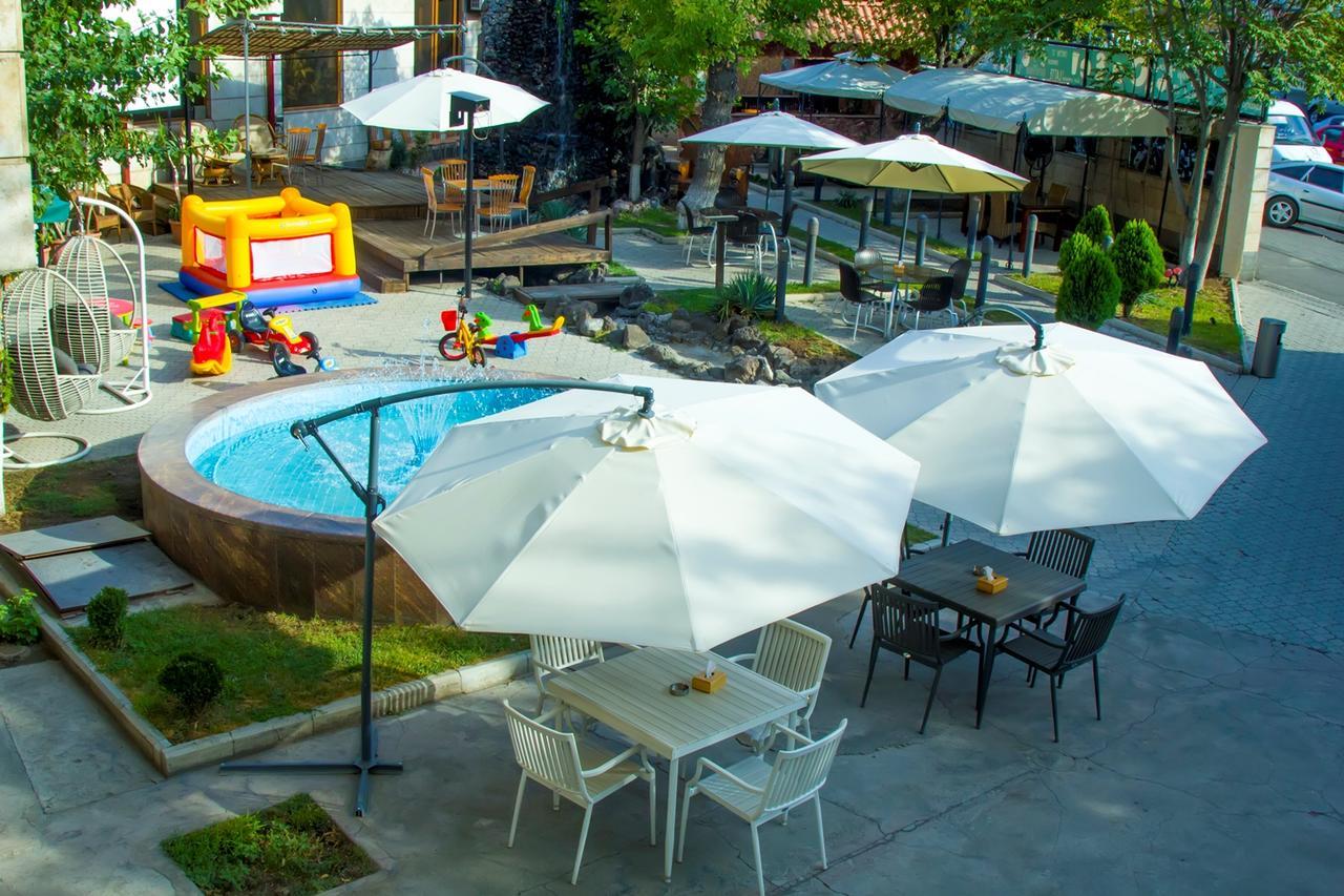 Aratta Hotel Argavand Εξωτερικό φωτογραφία