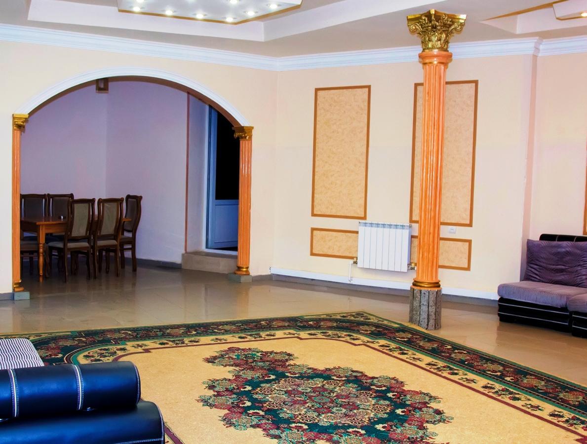 Aratta Hotel Argavand Εξωτερικό φωτογραφία
