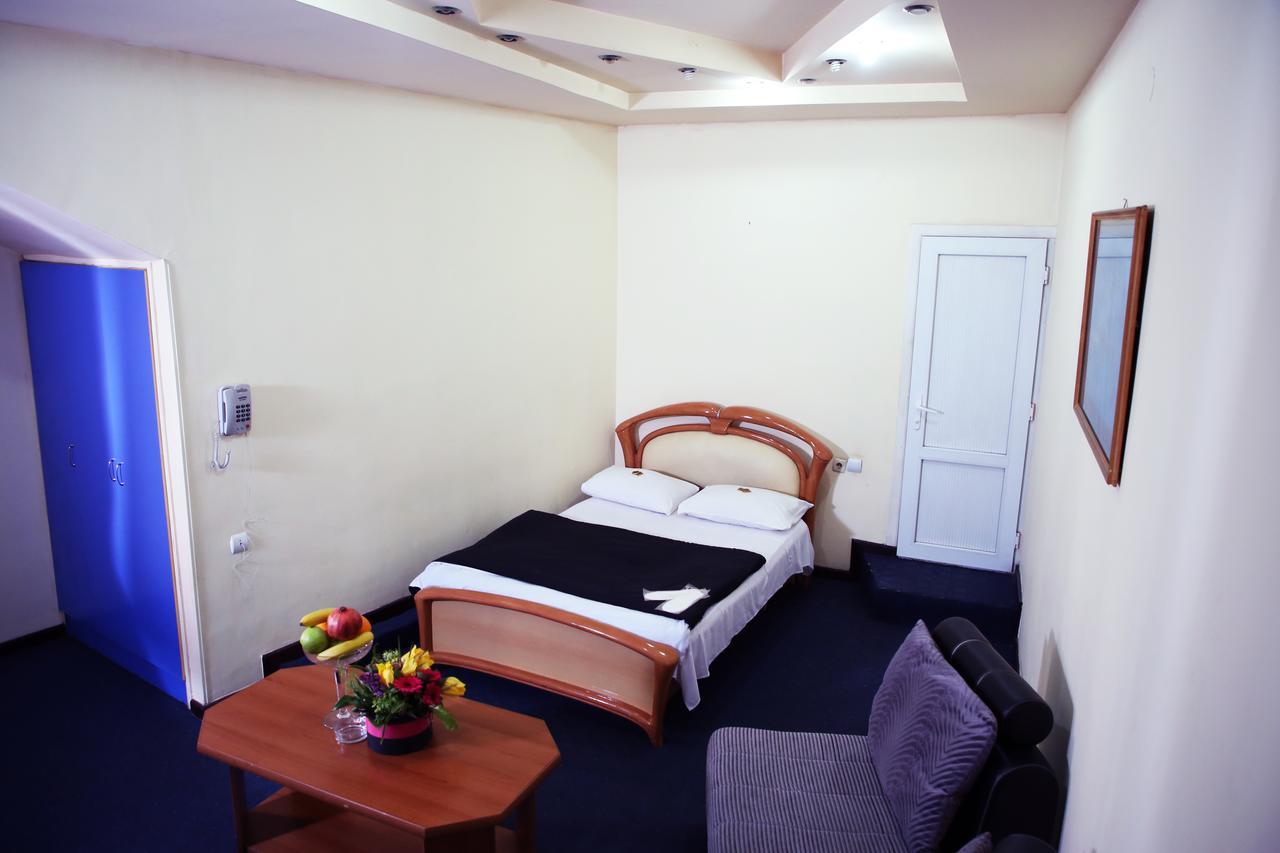 Aratta Hotel Argavand Εξωτερικό φωτογραφία
