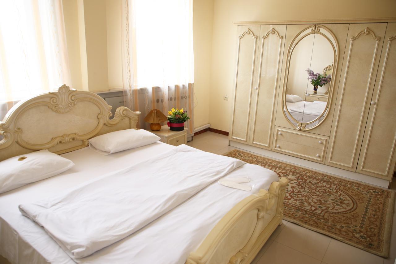 Aratta Hotel Argavand Εξωτερικό φωτογραφία
